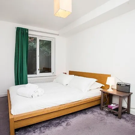 Charming Peaceful 2 Bedroom With Parking And Garden Londra Esterno foto