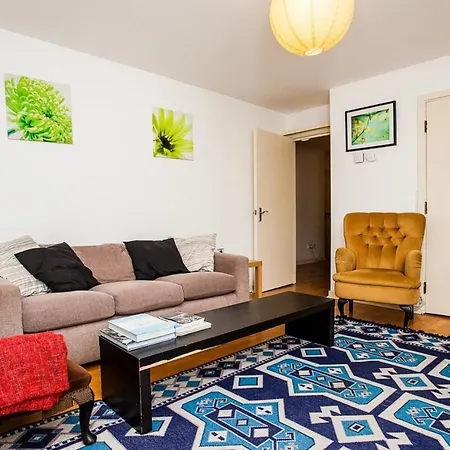 Charming Peaceful 2 Bedroom With Parking And Garden Londra Esterno foto