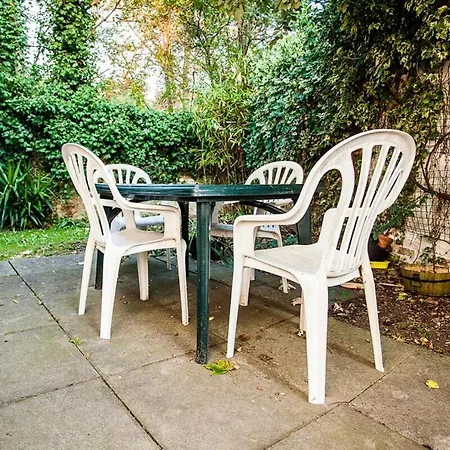 Charming Peaceful 2 Bedroom With Parking And Garden Londra Esterno foto